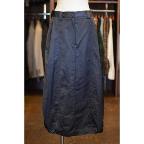 FRED　PERRY　レディース　Gathered Hem Skirt　（E7101）