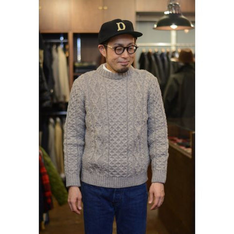 Kerry Woollen Mills　アランケーブルクルーネックセーター（KW-0001）　col.Oatmeal